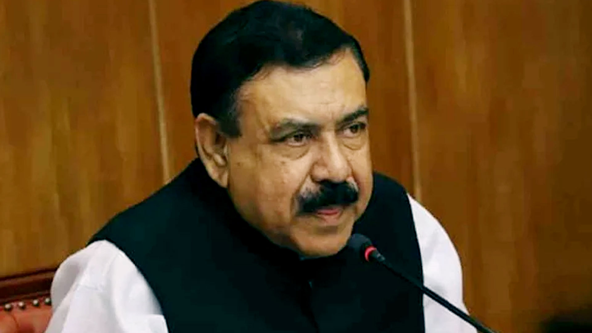 সাবেক নৌমন্ত্রী শাজাহান খান গ্রেপ্তার