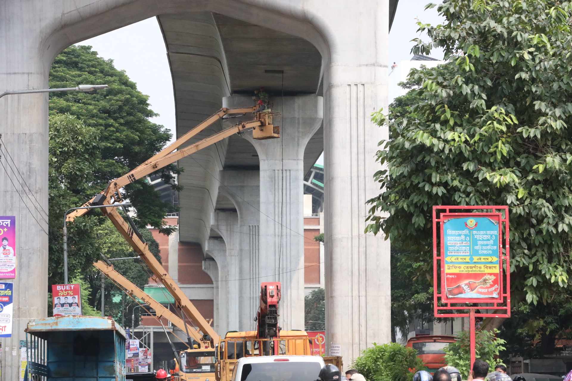 মেট্রোরেলের একটি ‘বিয়ারিং প্যাড ডিসপ্লেসমেন্ট’ হয়েছে, মেরামত চলছে: প্রকৌশলী