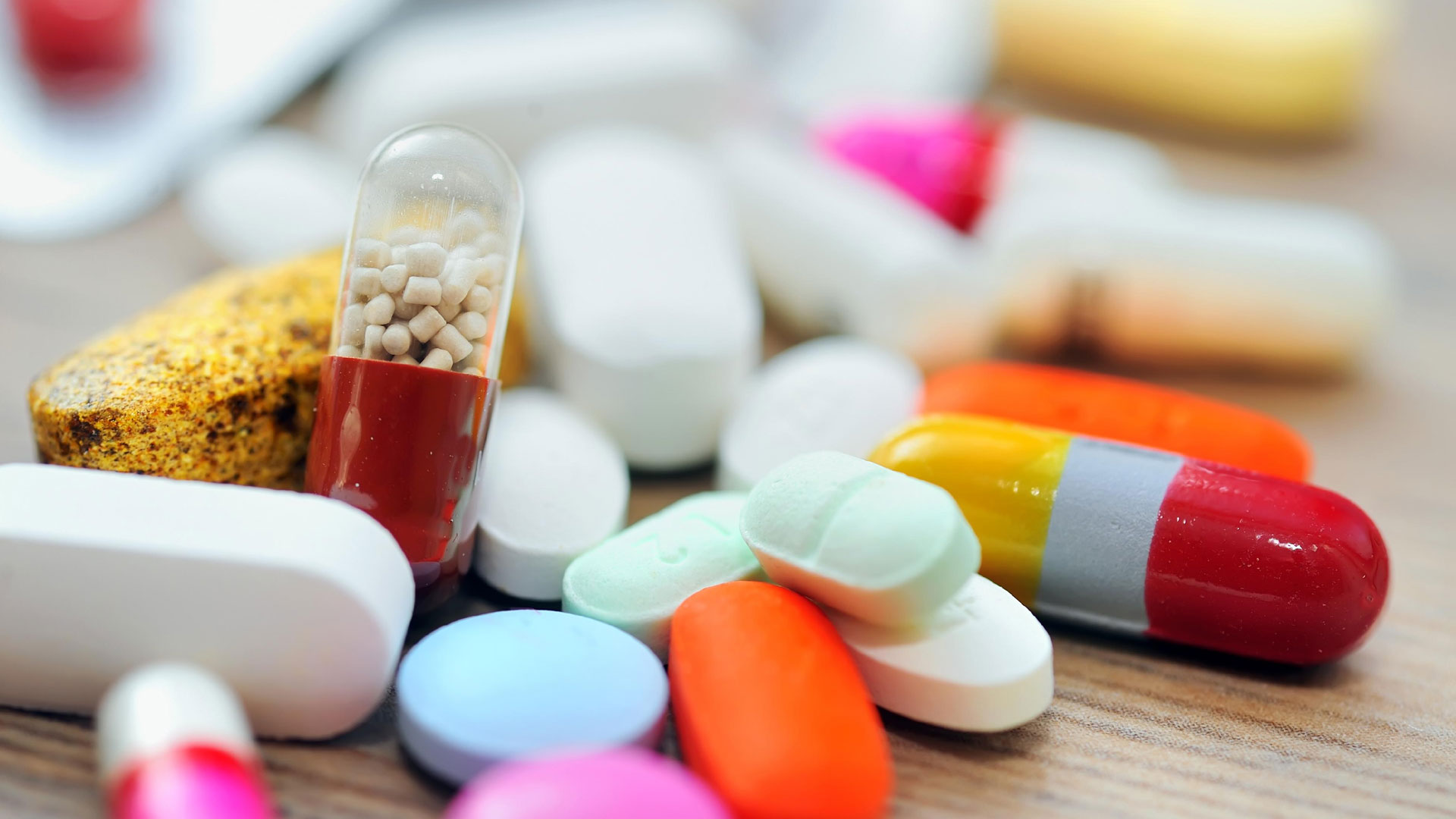 প্রতি বছর ১ কোটি মানুষের মৃত্যুর কারণ হতে পারে অপ্রয়োজনীয় অ্যান্টিবায়োটিক