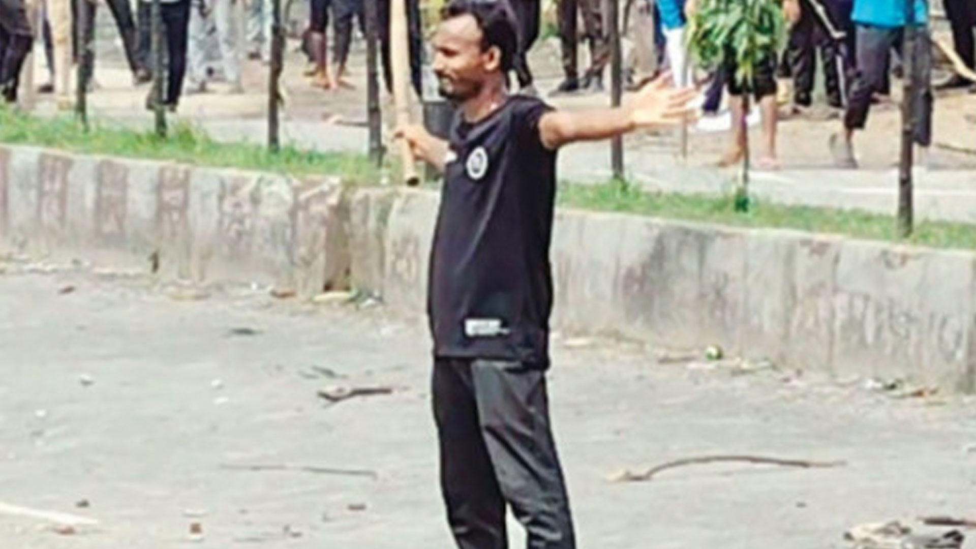 শিক্ষক নিবন্ধন পরীক্ষায় পাস করেছেন আবু সাঈদ