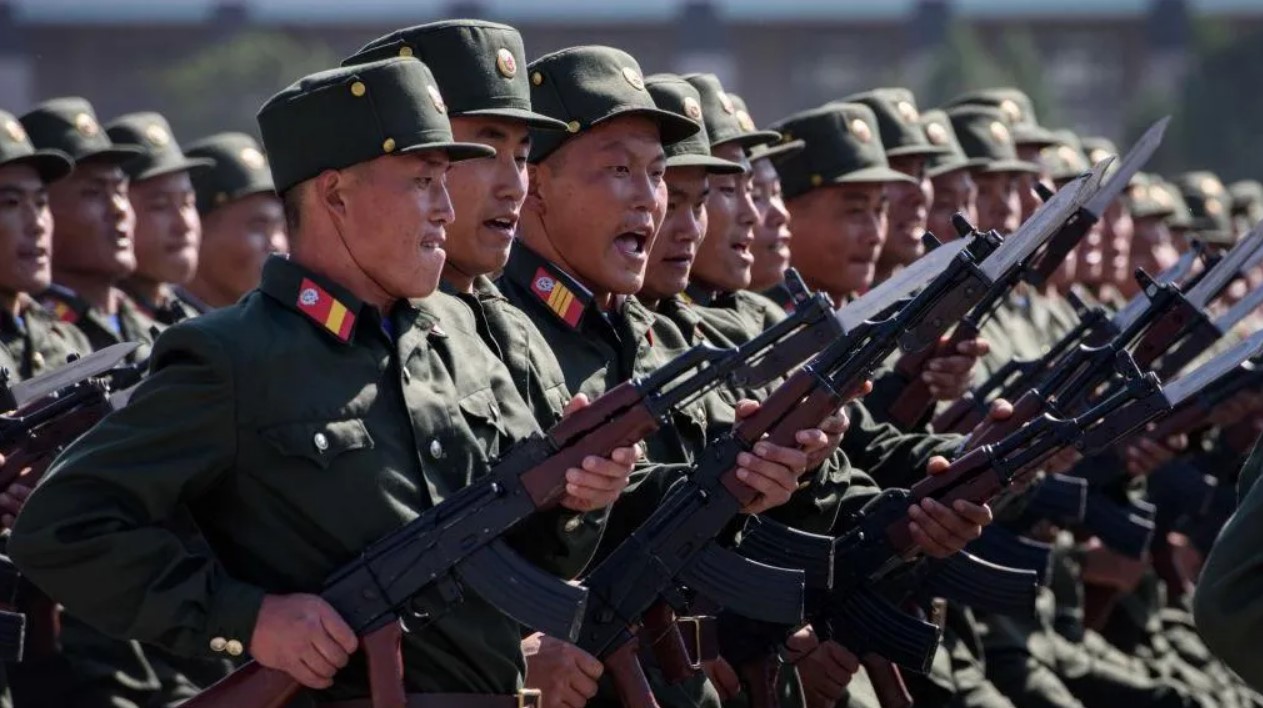 রাশিয়ার হয়ে লড়তে সেনা পাঠাচ্ছে উত্তর কোরিয়া, দাবি ইউক্রেনের