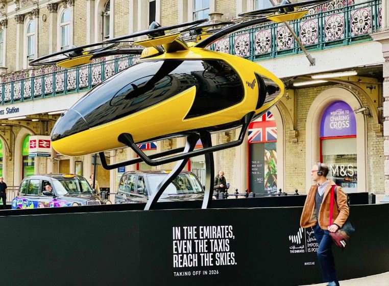 যাত্রী টানতে দুবাইয়ের উড়ুক্কু ট্যাক্সির প্রদর্শনী লন্ডনে