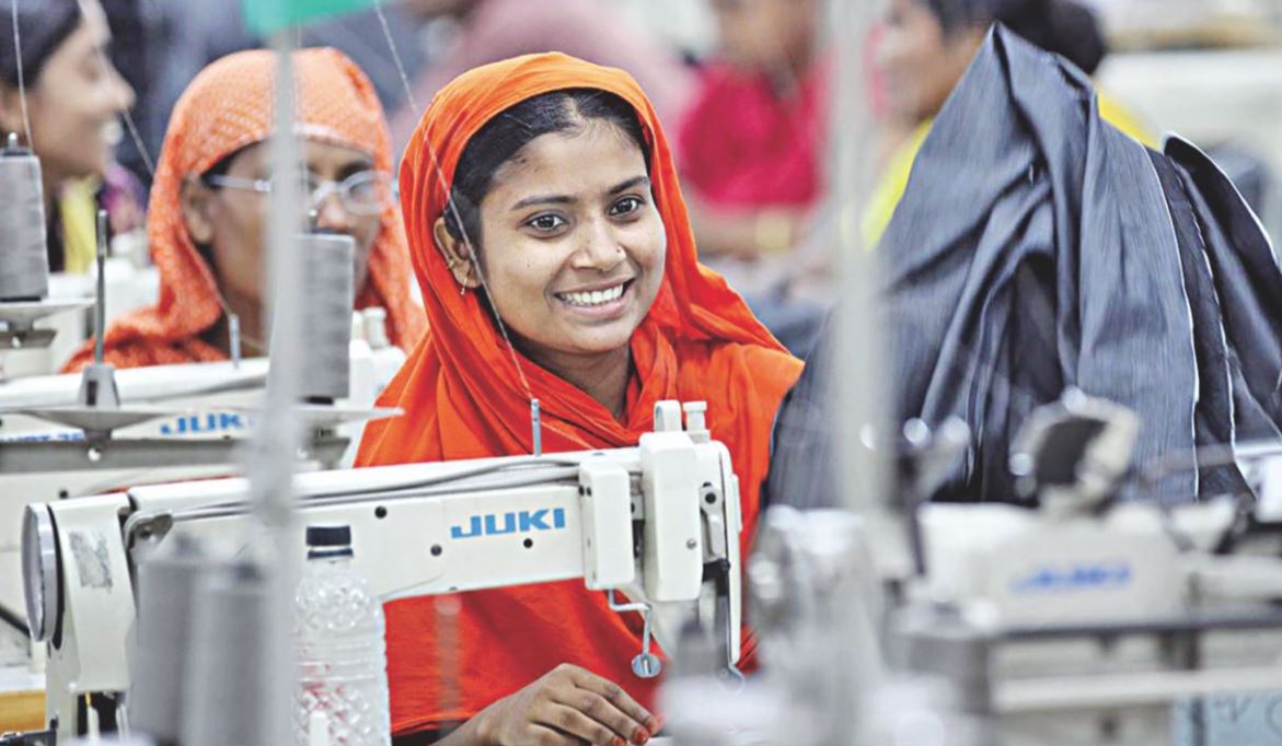 ১০০ বিলিয়ন ডলার পোশাক রপ্তানির লক্ষ্যমাত্রা কঠিন হলেও অসম্ভব নয়