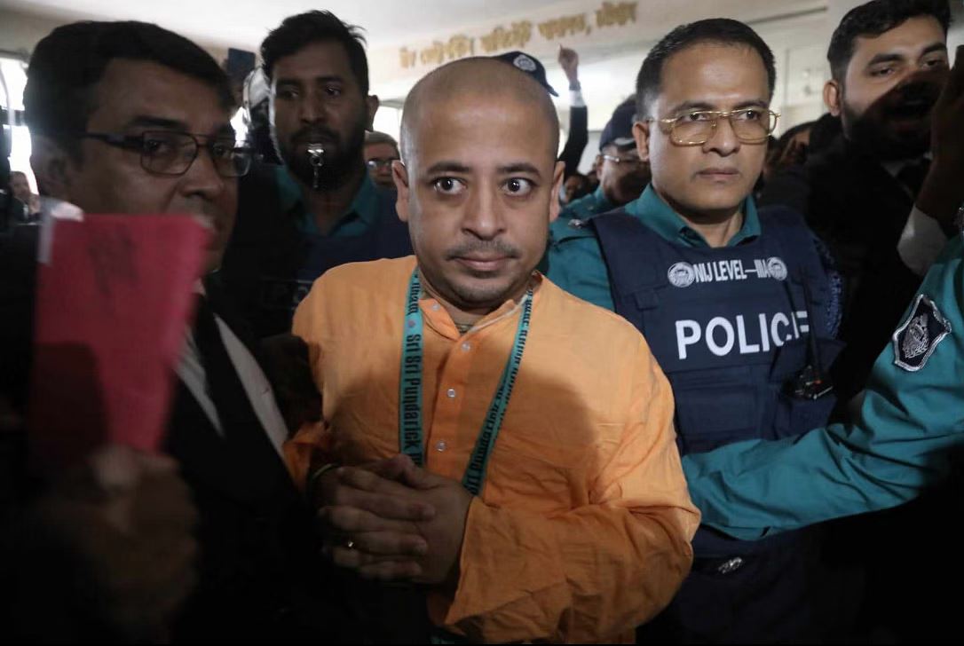 জামিন পেলেন চিন্ময় কৃষ্ণ দাস