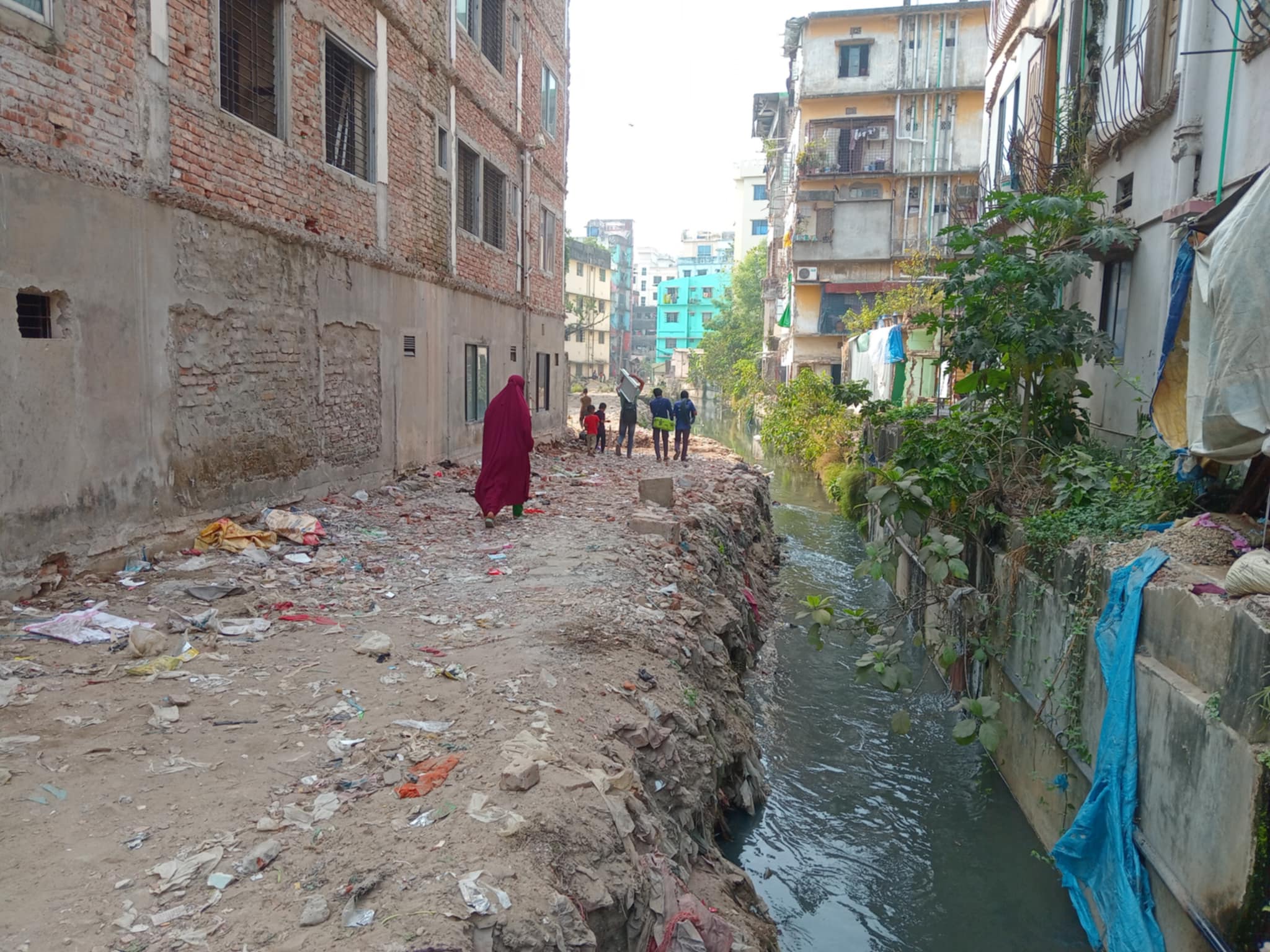 অরক্ষিত জামাল খান খালে দুর্ঘটনার ঝুঁকি