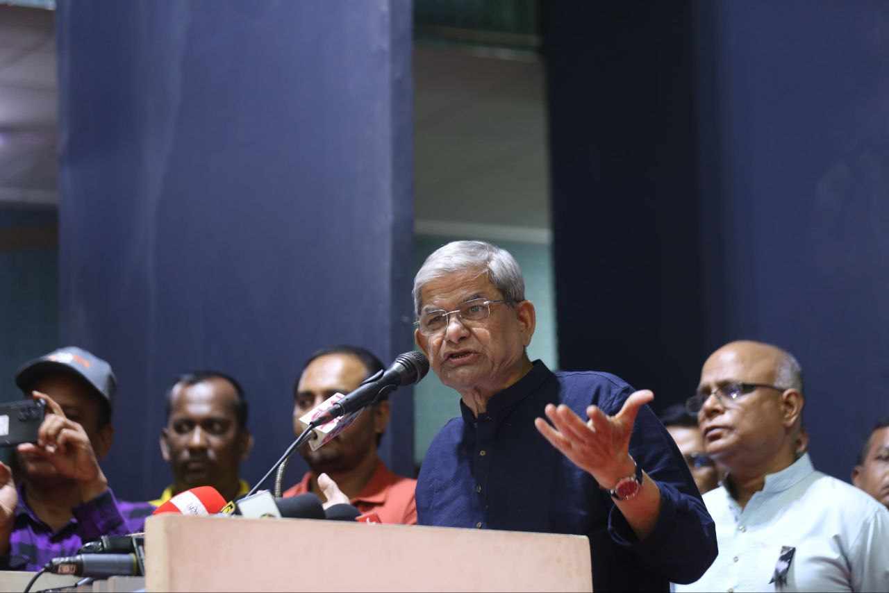 কিছু মানুষ অন্যায়ভাবে জনগণকে বিক্ষুব্ধ করে দেশকে নৈরাজ্যের দিকে নিয়ে যাচ্ছেন: মির্জা ফখরুল
