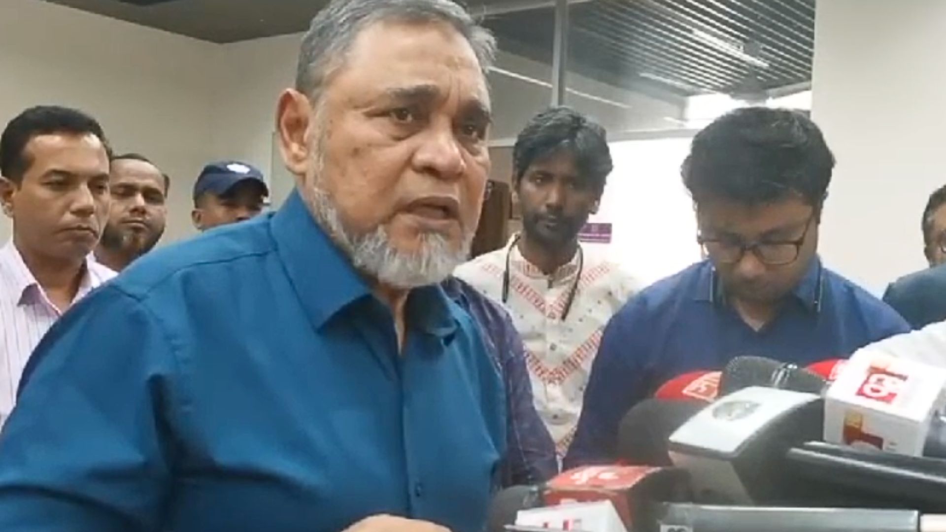 ‘আমরা রাজনৈতিক বিতর্কে যেতে পারব না’ গণপরিষদ নির্বাচন প্রশ্নে সিইসি