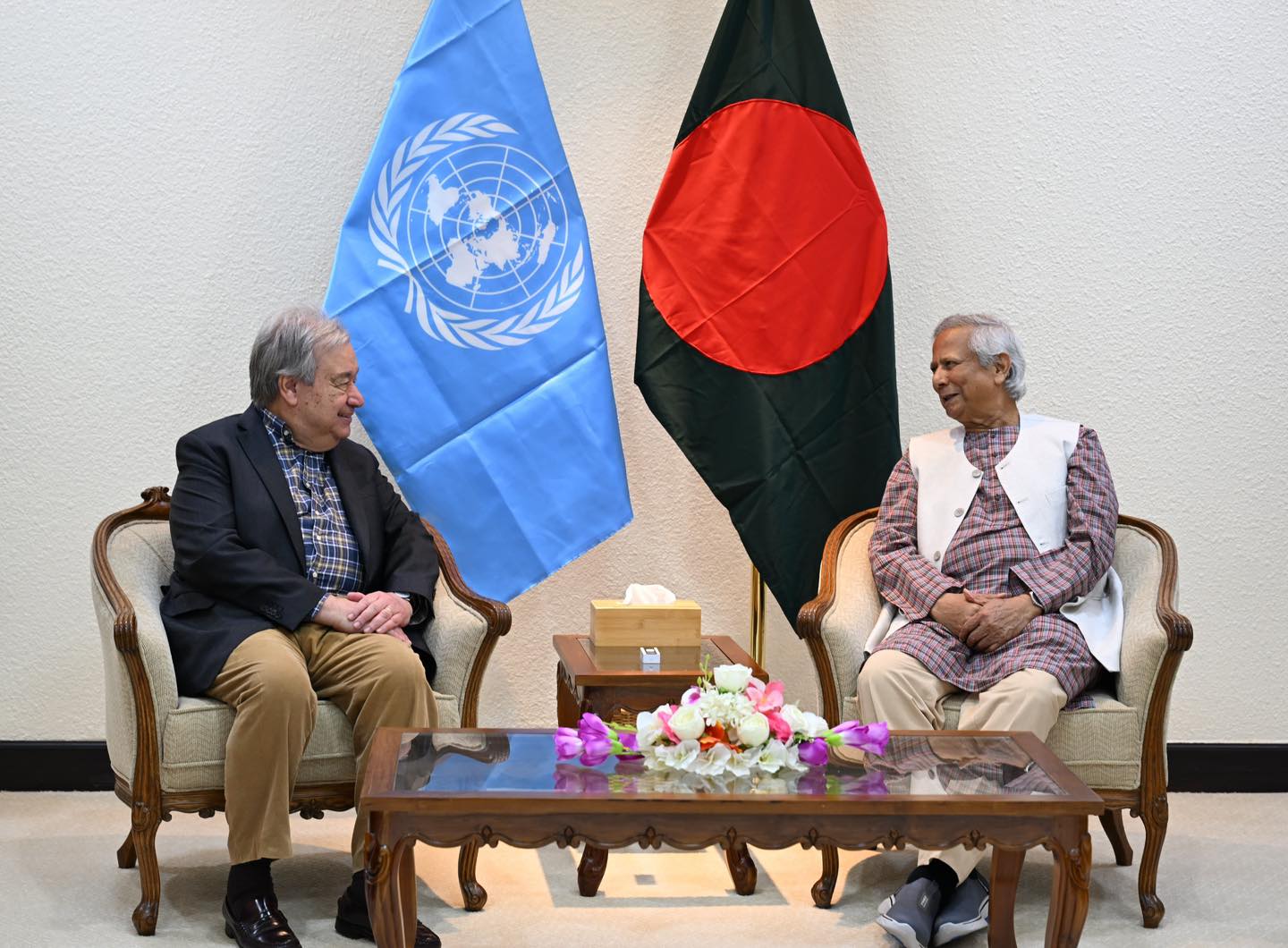 ড. ইউনূসের কার্যালয়ে জাতিসংঘ মহাসচিব আন্তোনিও গুতেরেস