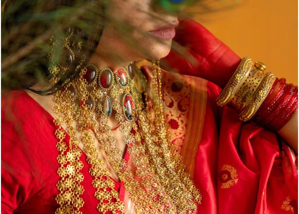 ঈদের গয়নায় যেমন সাজ