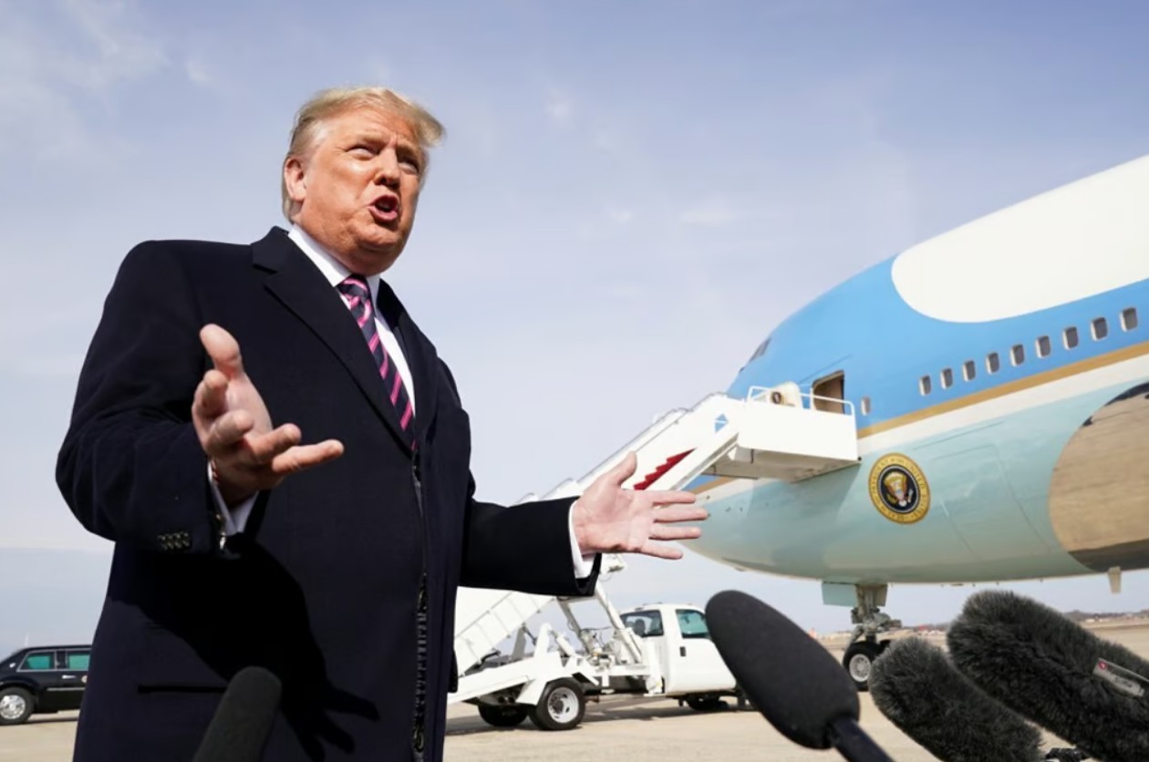 ট্রাম্পকে কাতারের বিলাসবহুল জেট উপহার