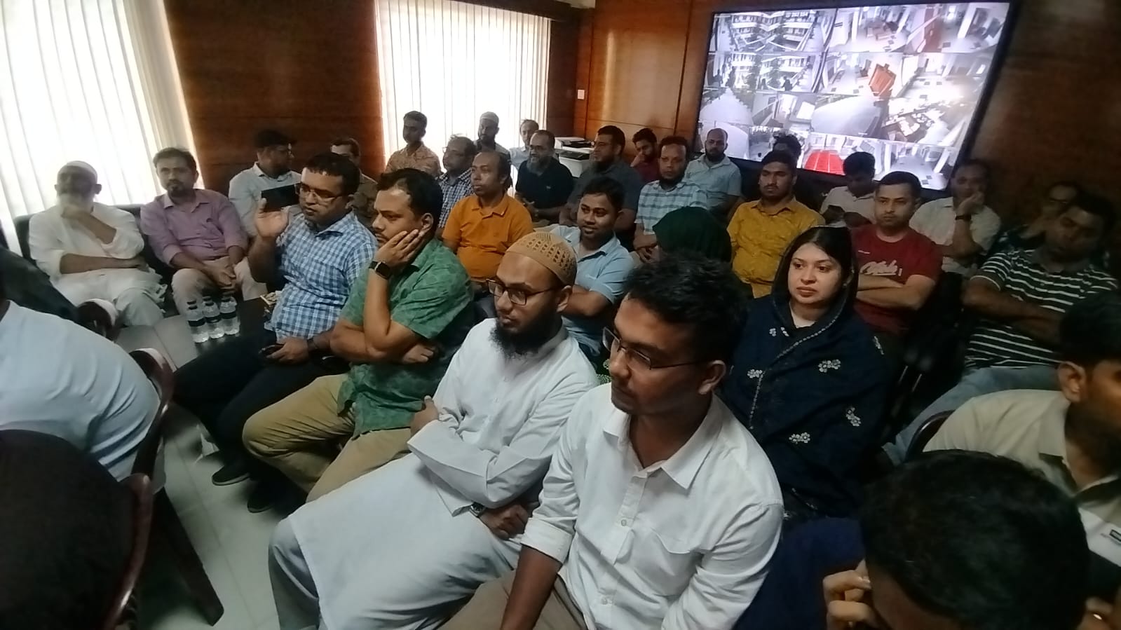 প্রশাসনিক কার্যক্রম বর্জন করে কুয়েট শিক্ষক সমিতির অবস্থান ধর্মঘট