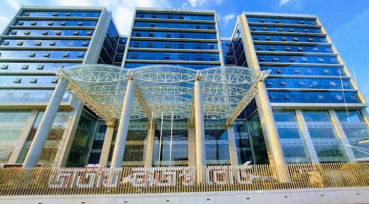 এনবিআরের ৪ শীর্ষ কর্মকর্তাকে ‘জনস্বার্থে’ অবসরে পাঠাল সরকার