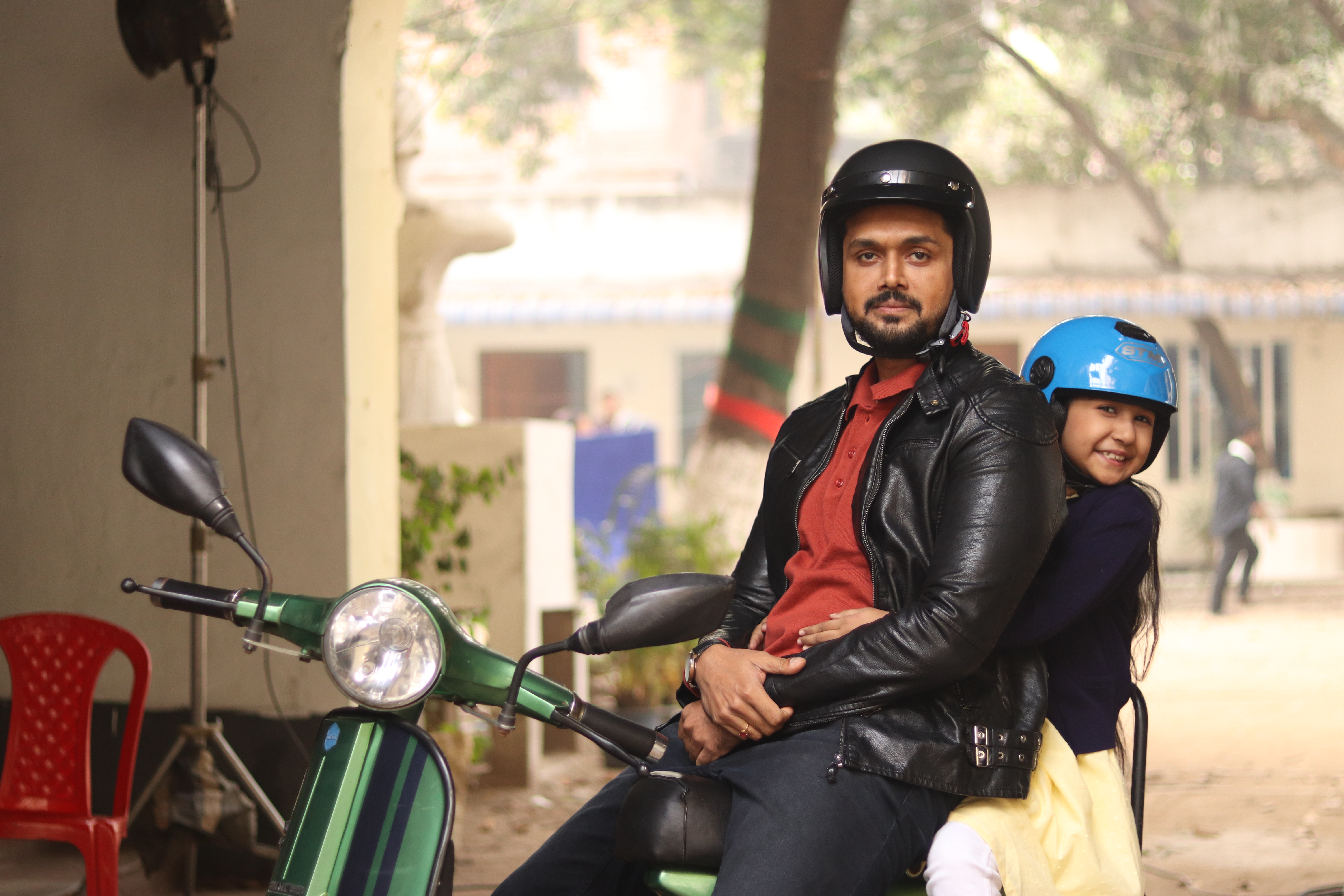 ‘নীলচক্র’ নিয়ে আসছেন আরিফিন শুভ