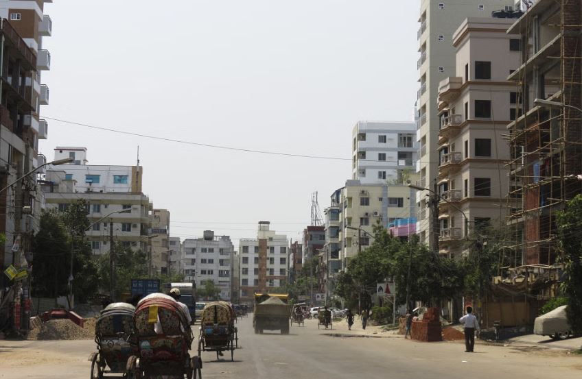 সবাই কেন উত্তরামুখী হচ্ছে?