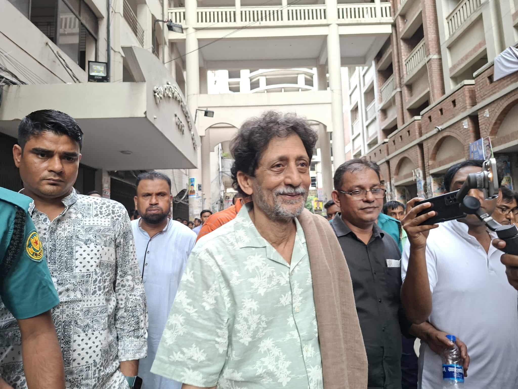 অর্থ আত্মসাতে সহায়তার অভিযোগ, কারাগারে আবুল বারকাত