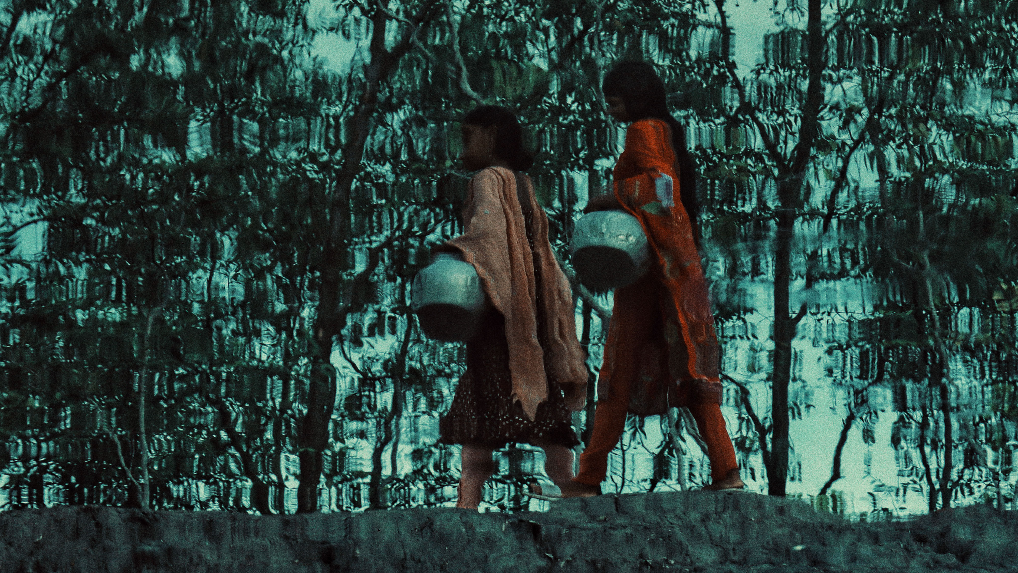 নোনাজলে ভেসে যাচ্ছে সাতক্ষীরার মুন্ডা শিশুদের ভবিষ্যৎ