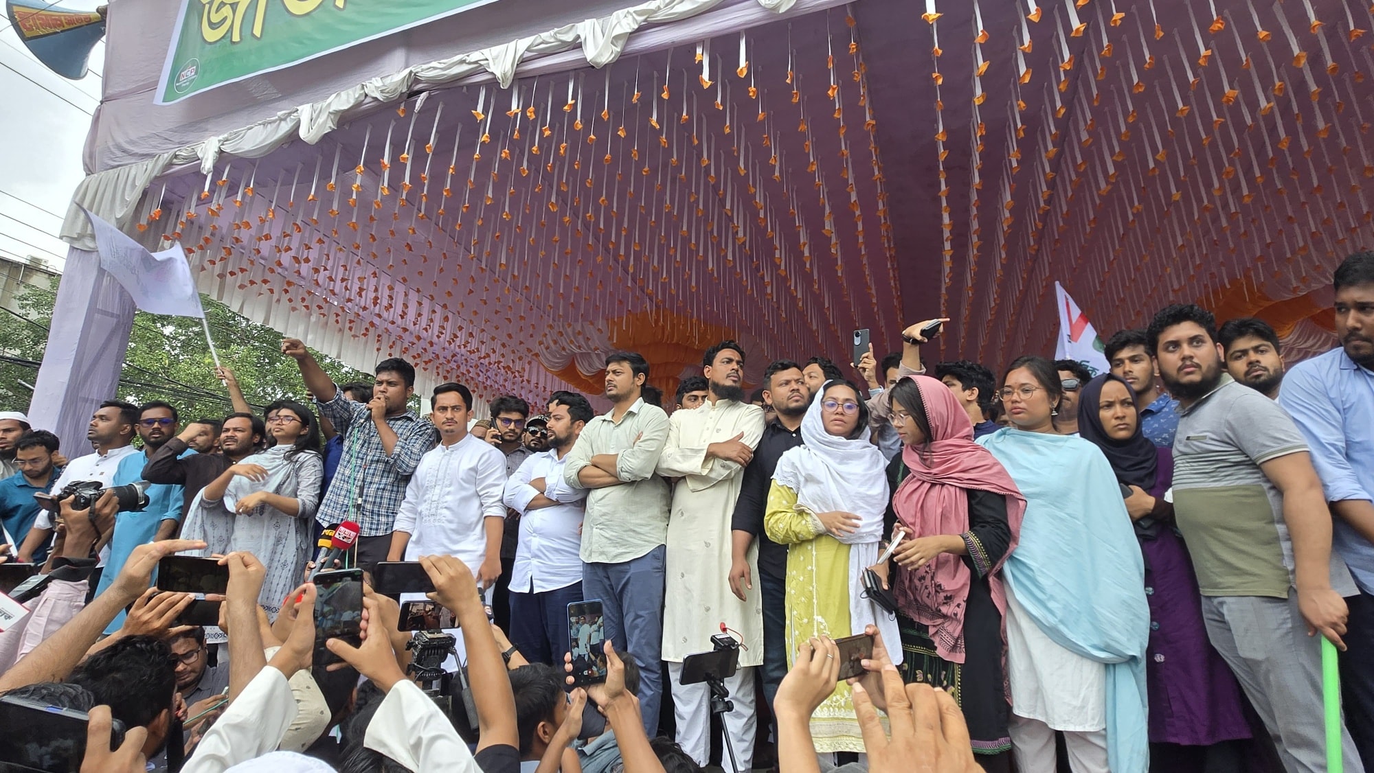 হামলা-ভাঙচুর-বাধার পরও গোপালগঞ্জে এনসিপির ‘মুজিববাদ মুর্দাবাদ’ স্লোগান