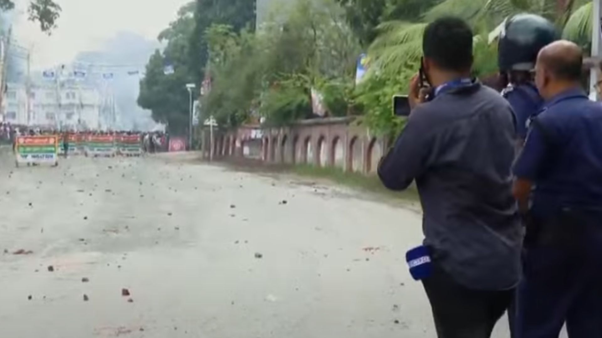 গোপালগঞ্জে সংঘর্ষ নিয়ে যা বলল পুলিশ