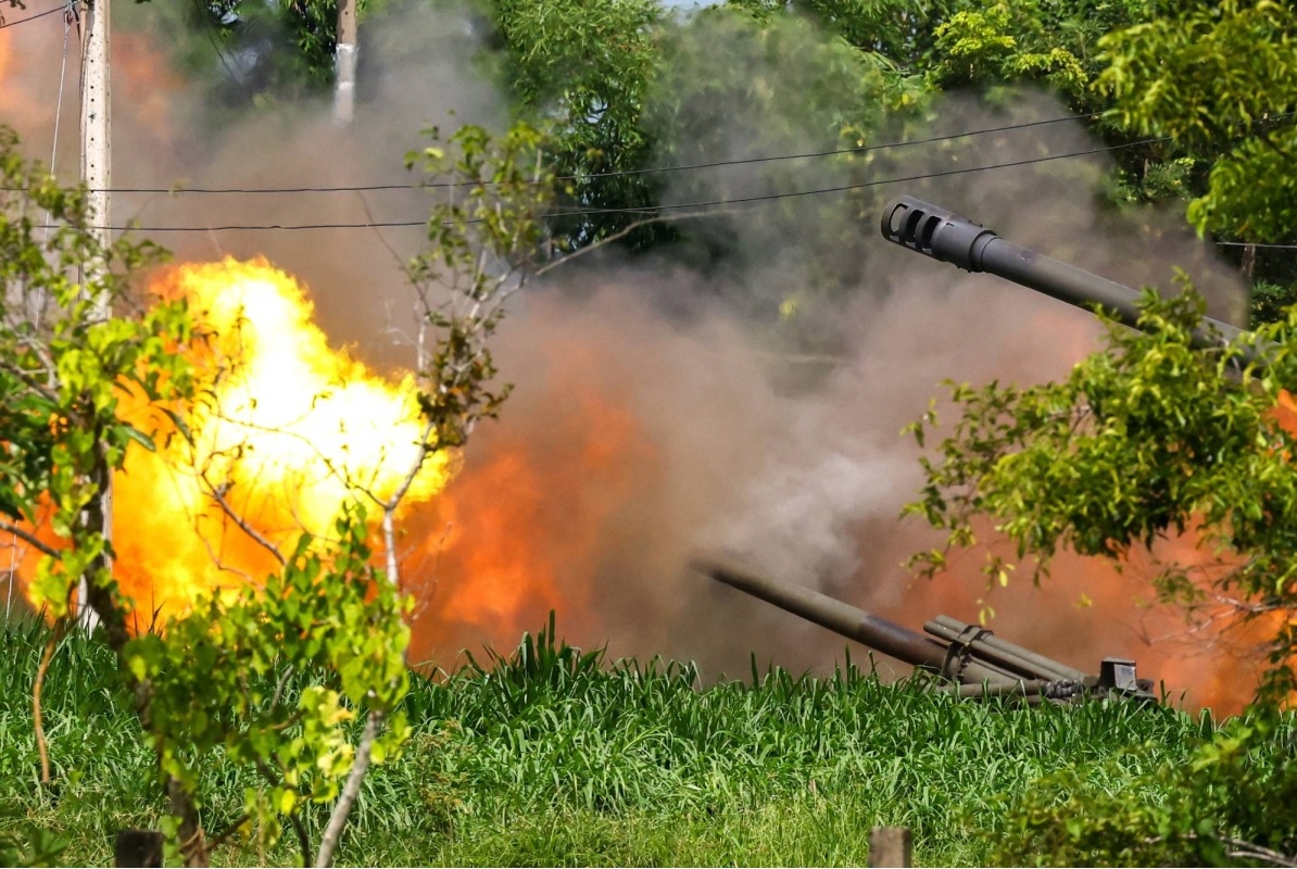 কম্বোডিয়ার সঙ্গে ভারী অস্ত্রের গোলা বিনিময়, মধ্যস্থতার প্রস্তাব প্রত্যাখ্যান থাইল্যান্ডের