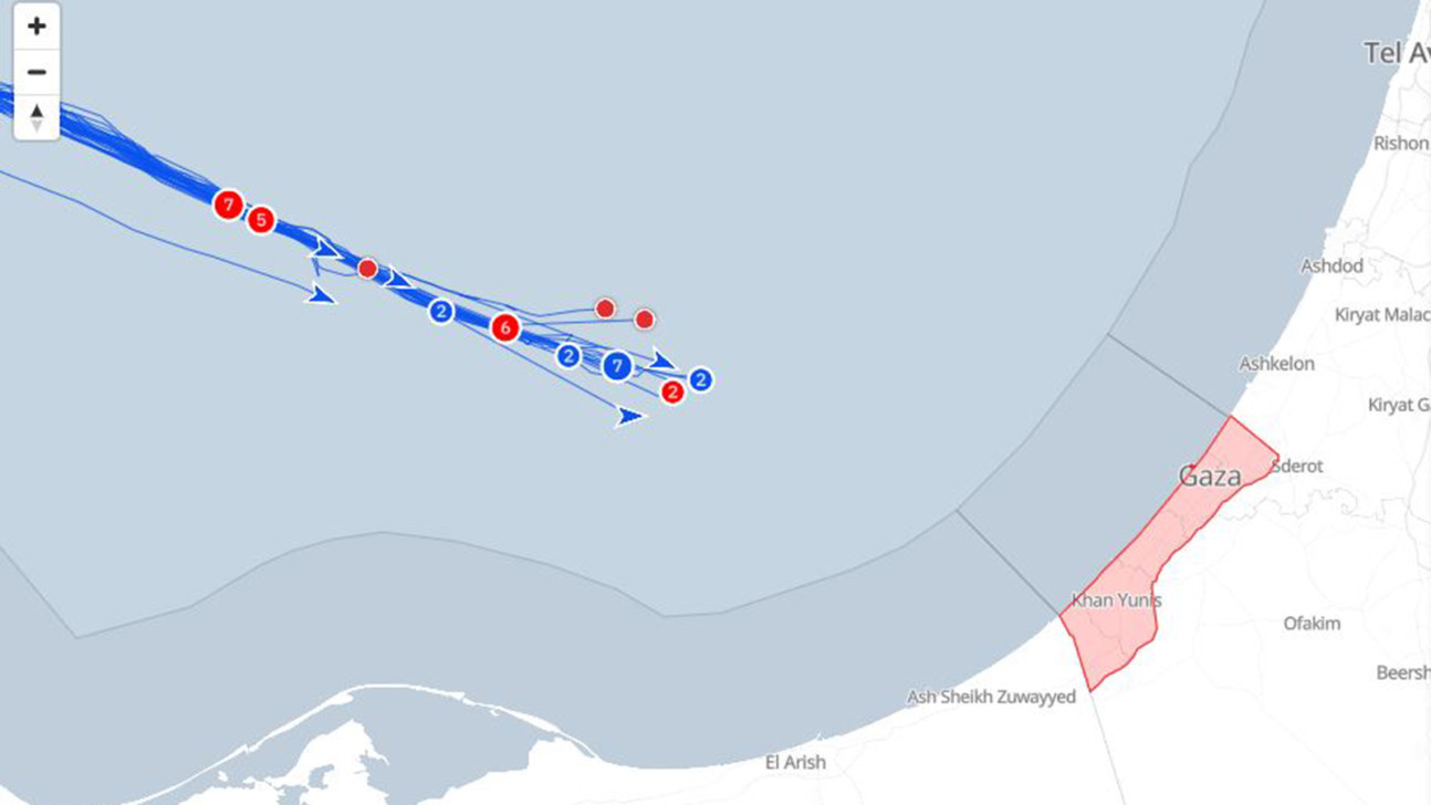 ফ্লোটিলার ১৩ জাহাজ আটকে দিয়েছে ইসরায়েল, ৩০টি এখনো যাচ্ছে