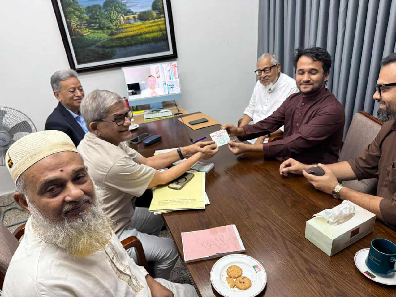 বিএনপিতে যোগ দিলেন মীর স্নিগ্ধ