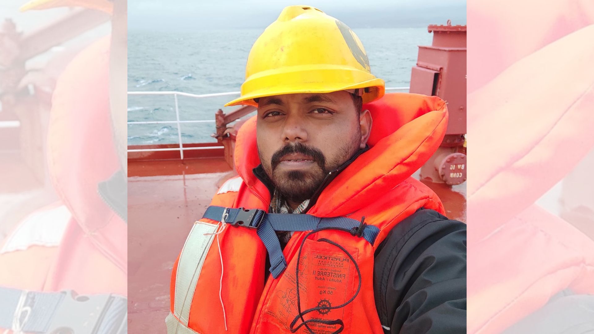 ‘পুড়ে যাওয়া জাহাজে ৫ দিন ধরে ভাসছি’