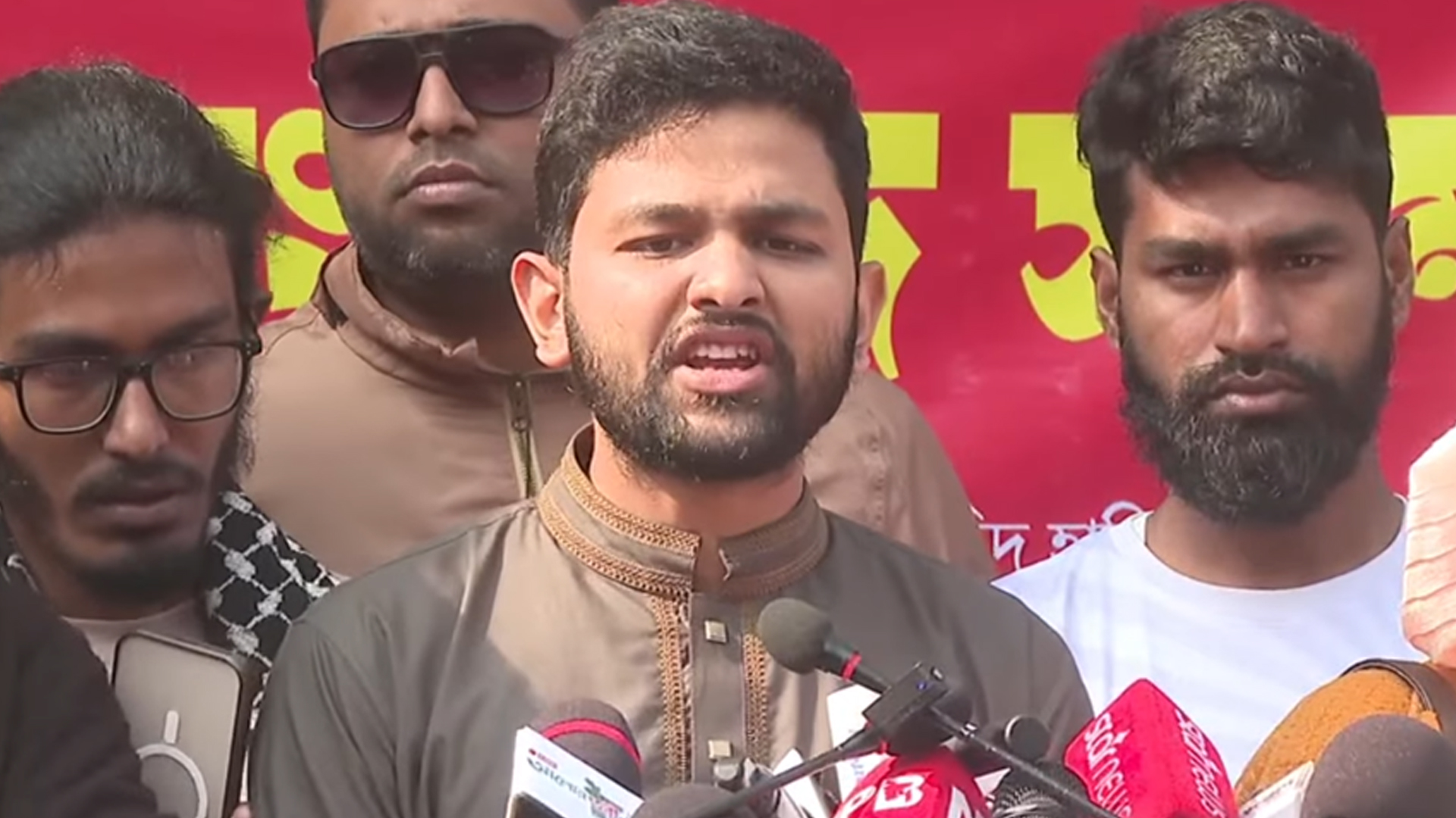 হাদি হত্যা: দ্রুত বিচার ট্রাইব্যুনাল গঠন করার দাবি ইনকিলাব মঞ্চের