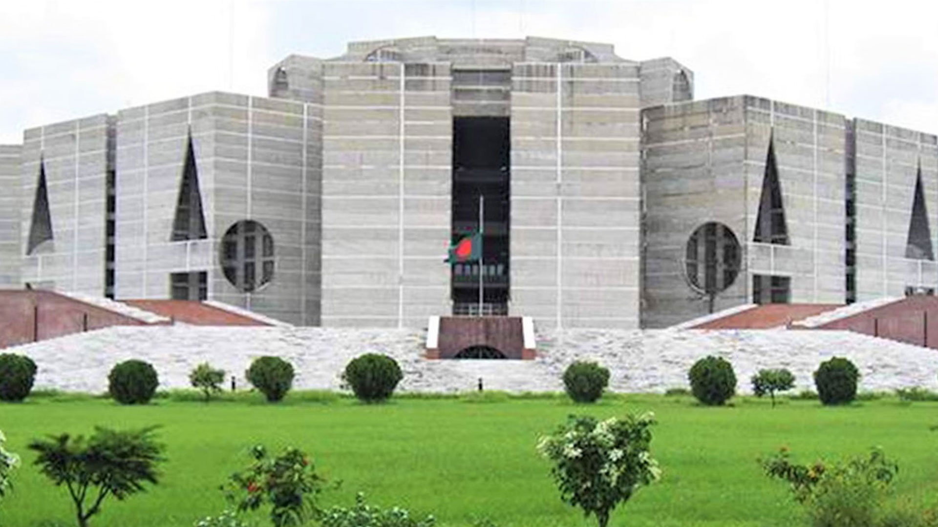 সংসদে নারী নেতৃত্ব কোনো ‘ট্রফি’ নয়