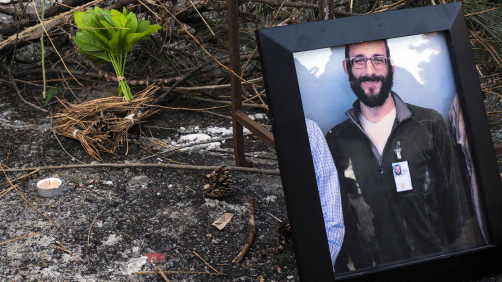 মিনিয়াপোলিসে ফেডারেল এজেন্টদের গুলিতে আরেক মার্কিন নাগরিক নিহত