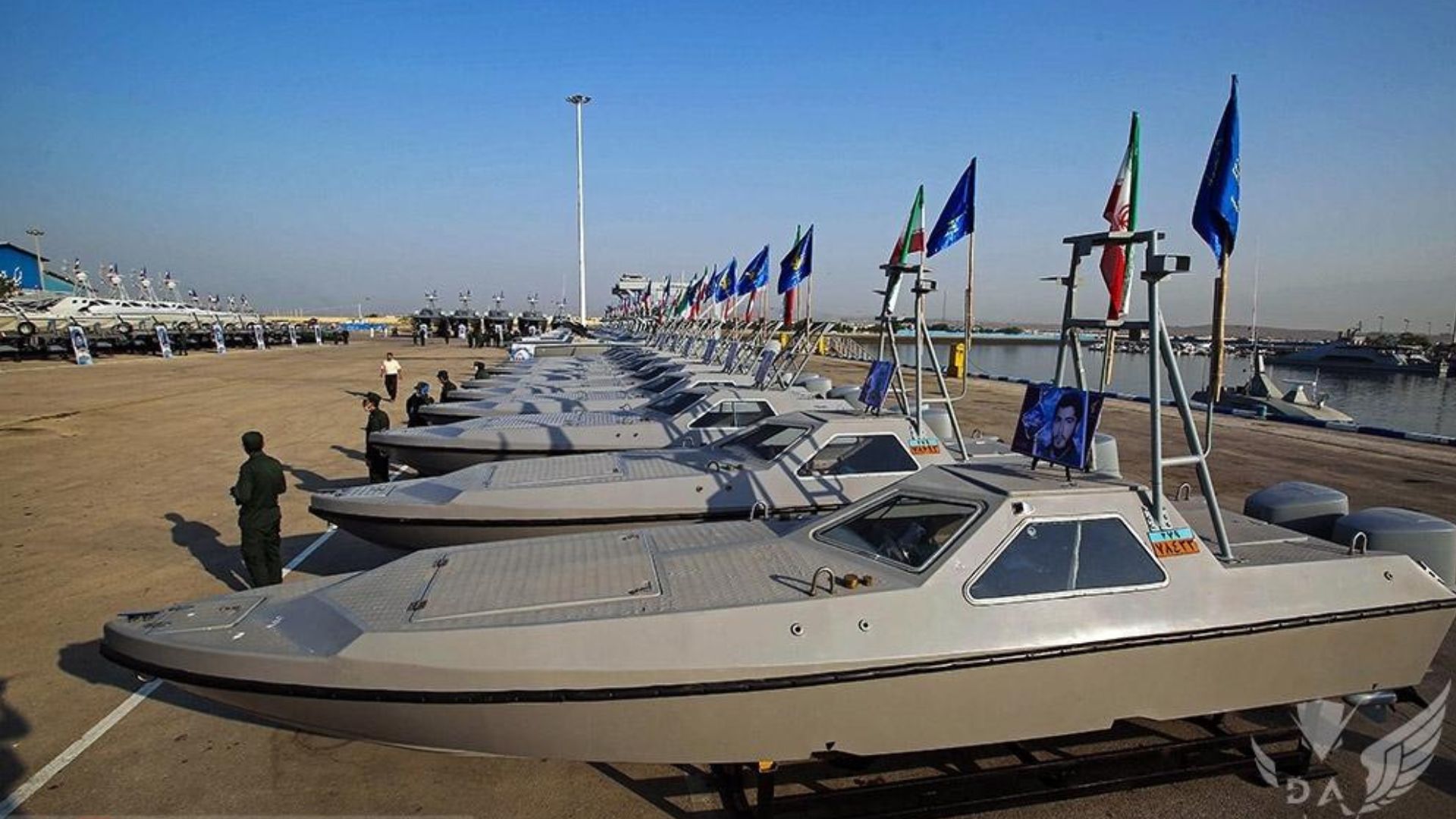 আইআরজিসির দ্রুতগামী ও হামলাকারী বোট। ছবি: সংগৃহীত