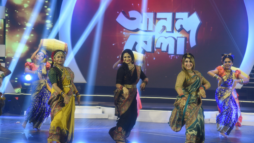 আনন্দমেলা