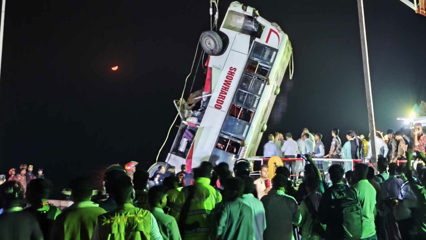 bus-accident-rajbari