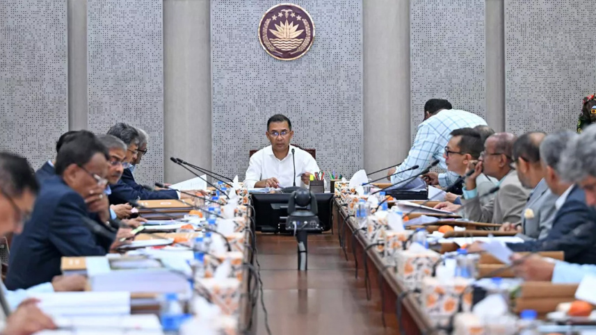 একনেক সভায় সভাপতিত্ব করেন প্রধানমন্ত্রী তারেক রহমান। ছবি: পিআইডি