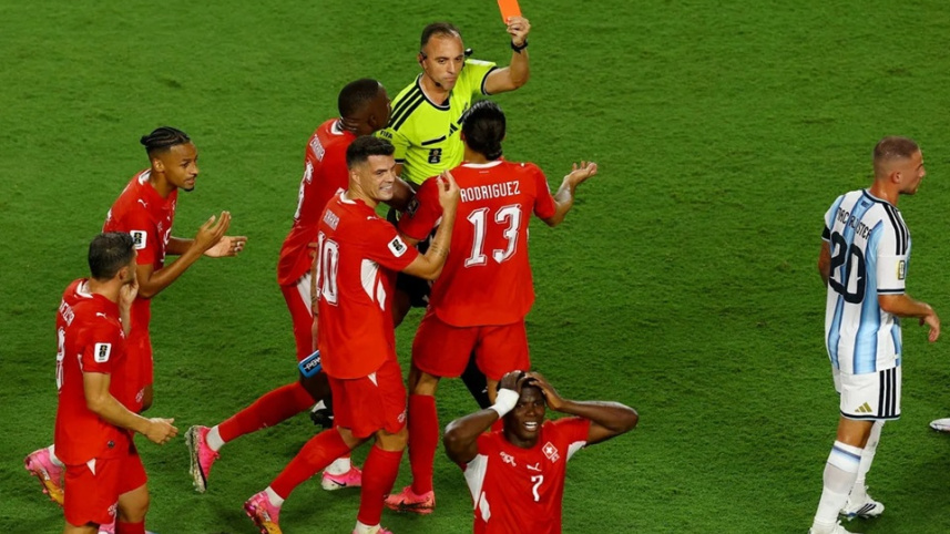Red card Embolo