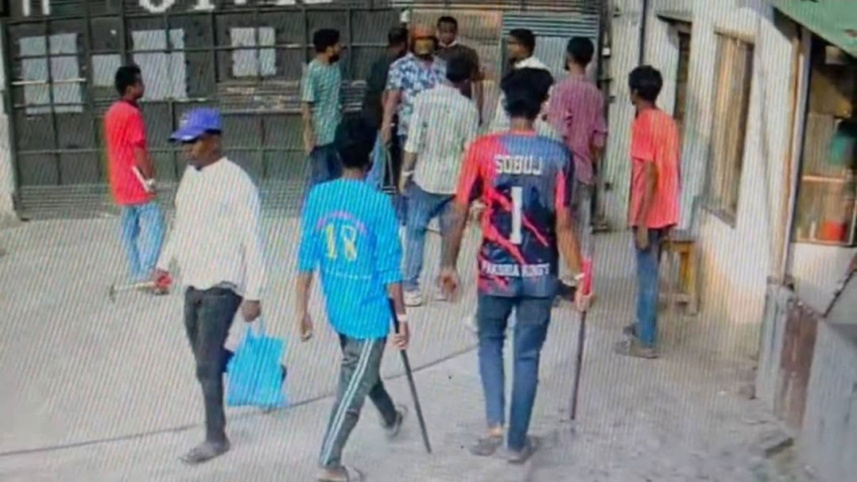 মাদ্রাসায় হামলা