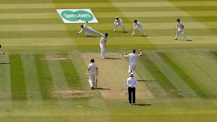 2019-07-24T132601Z_1174893432_RC1259062F00_RTRMADP_3_CRICKET-TEST-ENG-IRL.JPG