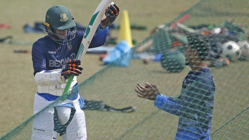 Shakib Al Hasan & Mehidy Hasan Miraz