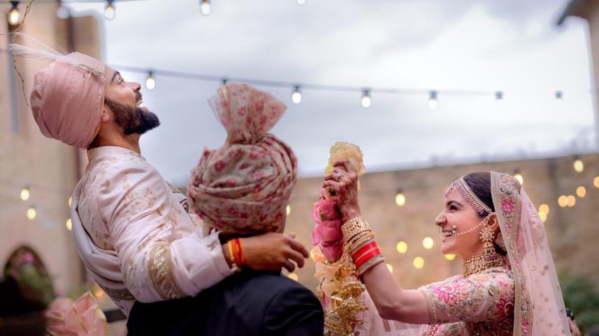আনুশকা শর্মা ও বিরাট কোহলির বিয়ের ছবি
