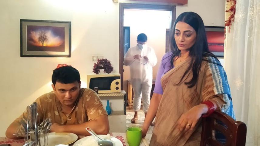 Benche Thakar Galpa.jpg