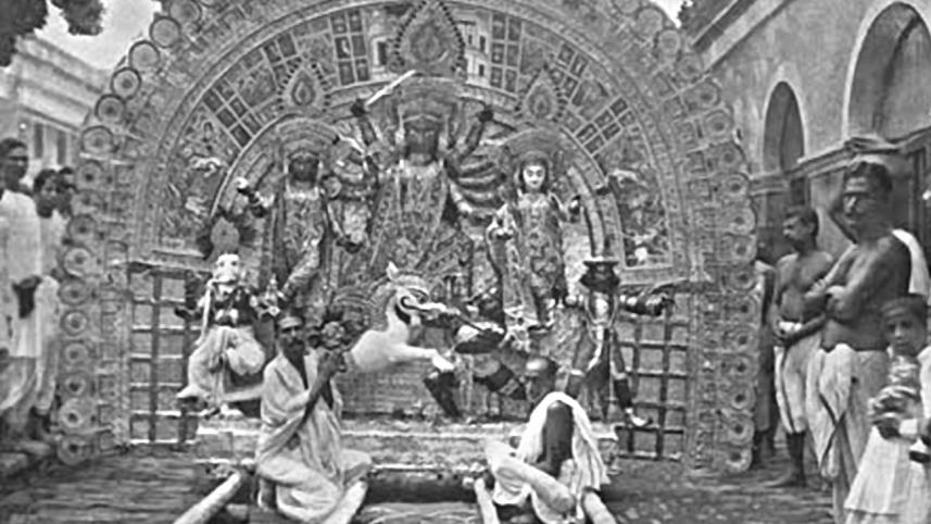 Durga Puja at Thaku bari