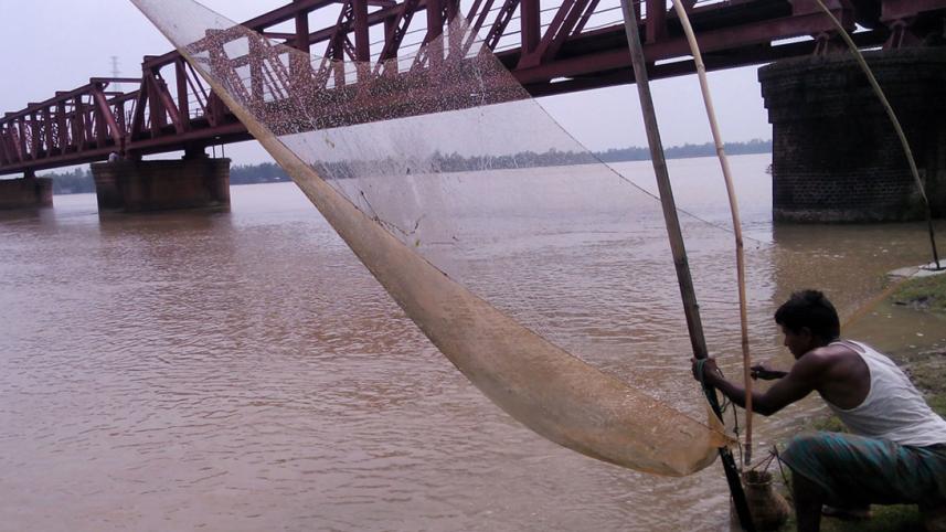 Fishing_Tista_Dhorola.jpg