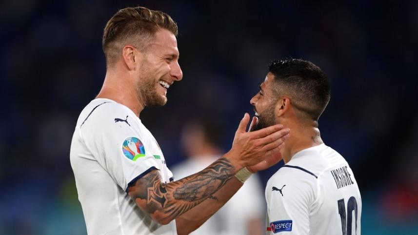 immobile and insigne