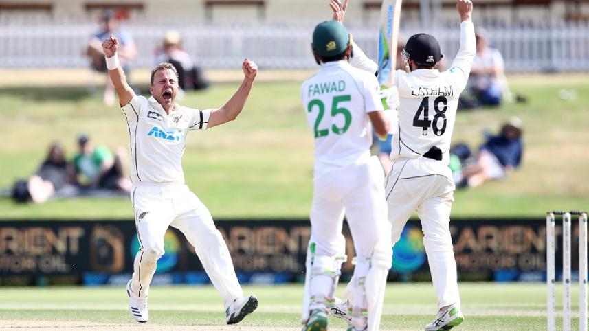 Neil Wagner & Fawad Alam