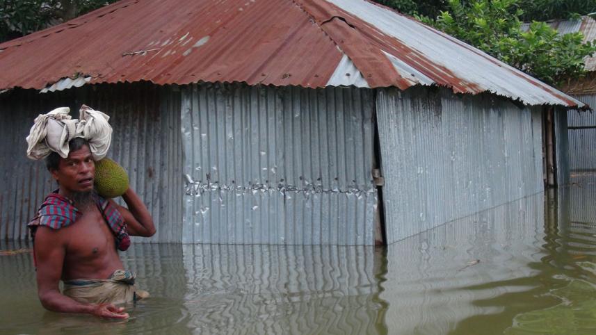 Lalmonirhat flood