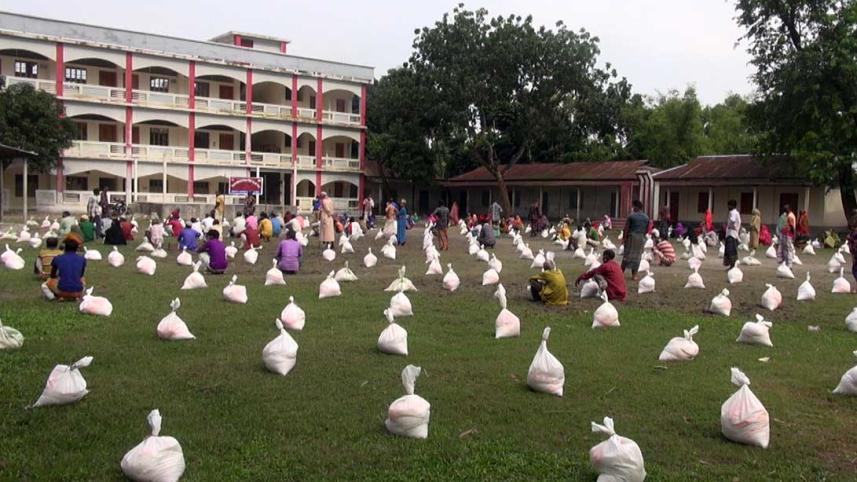 Lalmonirhat-flood-relief.jpg