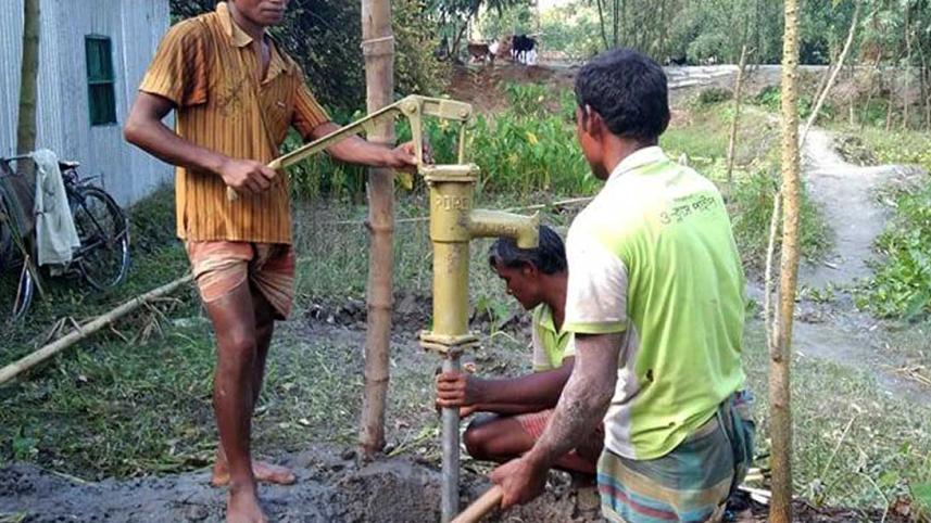 Lalmonirhat-tubewel-07.jpg