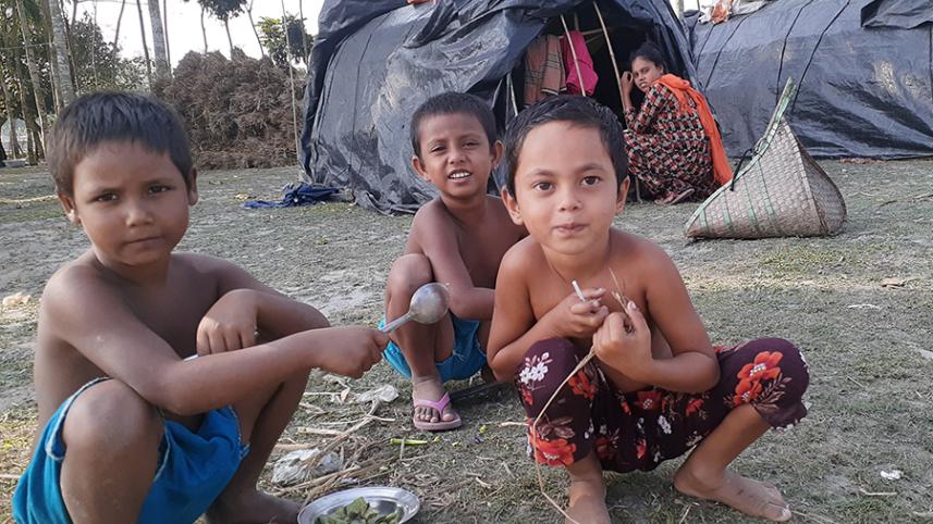 Lalmonirhat bede children-02.jpg