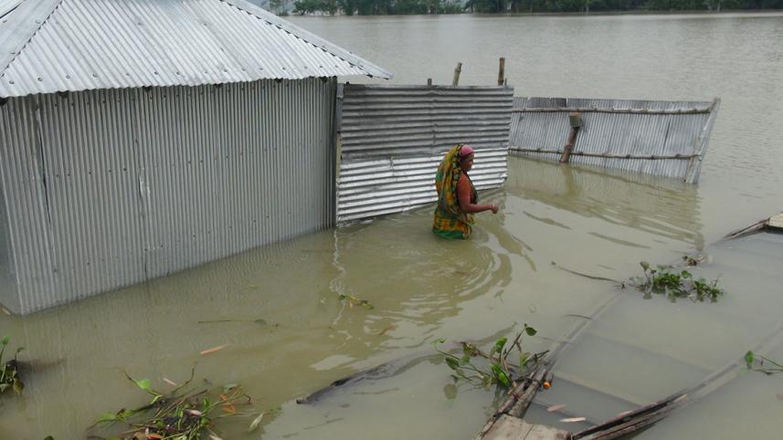 Lalmonirhat flood
