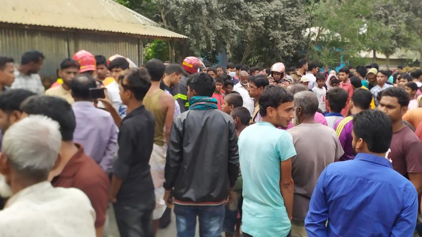 Lalmonirhat road accident.jpg