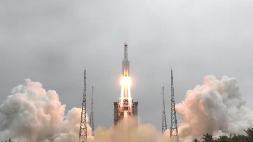 LongMarch5B-Tianhe-liftoff.jpg
